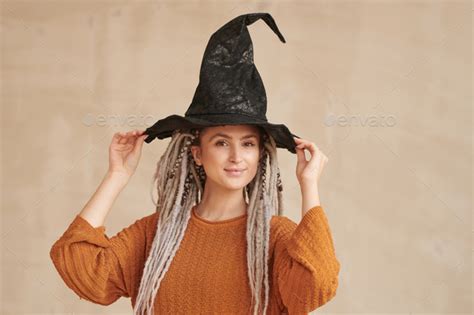 To adjust a witch